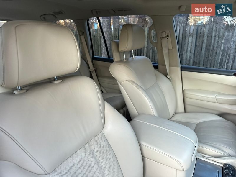 Внедорожник / Кроссовер Lexus LX 2013 в Киеве