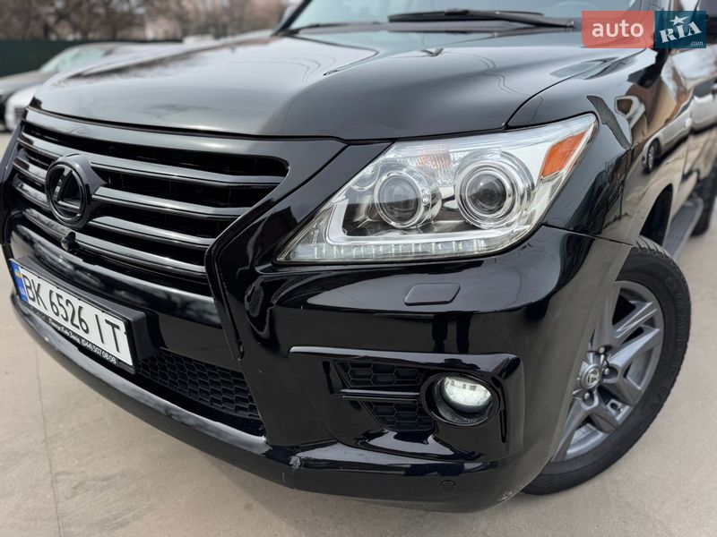 Внедорожник / Кроссовер Lexus LX 2010 в Бердичеве
