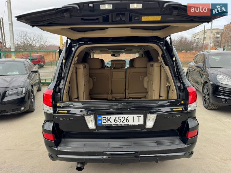 Внедорожник / Кроссовер Lexus LX 2010 в Бердичеве