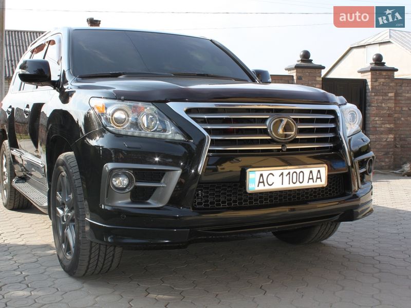 Внедорожник / Кроссовер Lexus LX 2014 в Луцке
