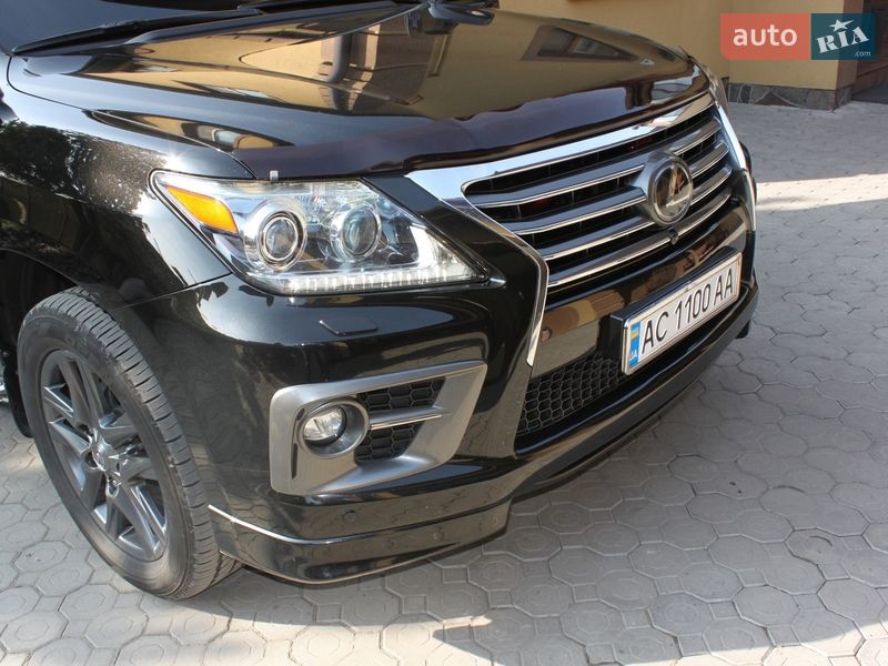 Внедорожник / Кроссовер Lexus LX 2014 в Луцке