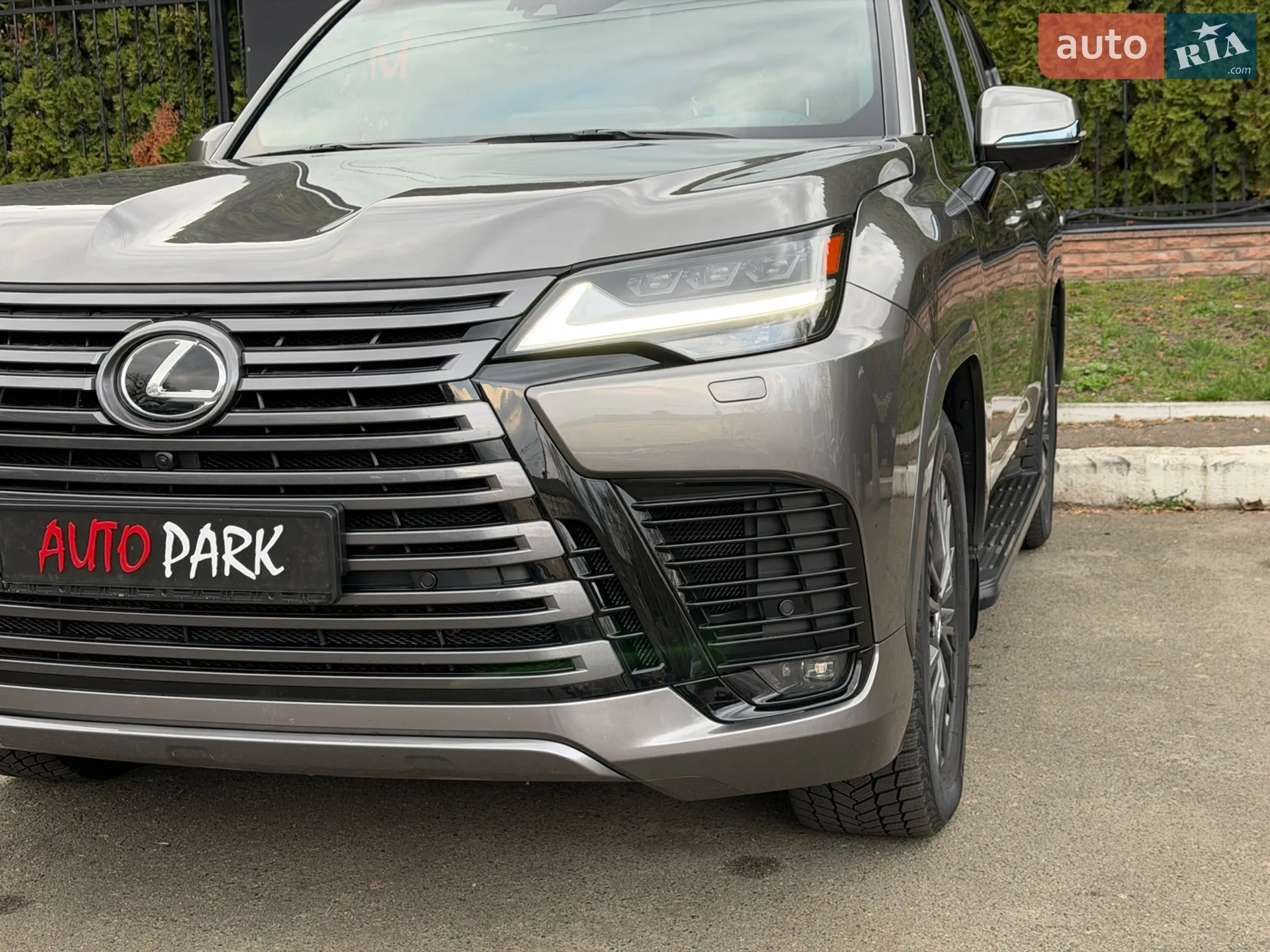 2023 Lexus LX - мініатюра 8