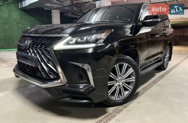 Внедорожник / Кроссовер Lexus LX 2016 в Киеве