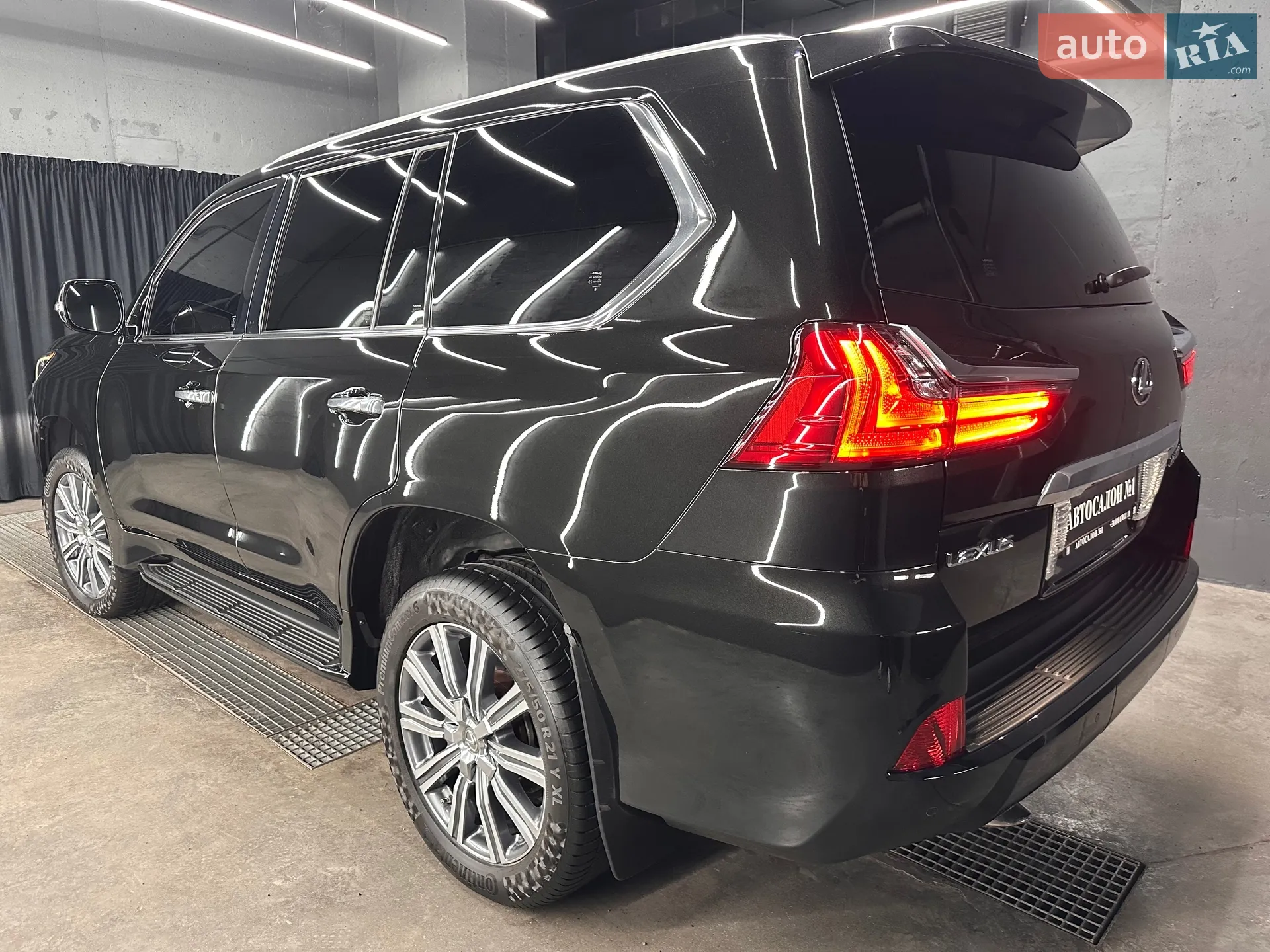 2016 Lexus LX - мініатюра 31