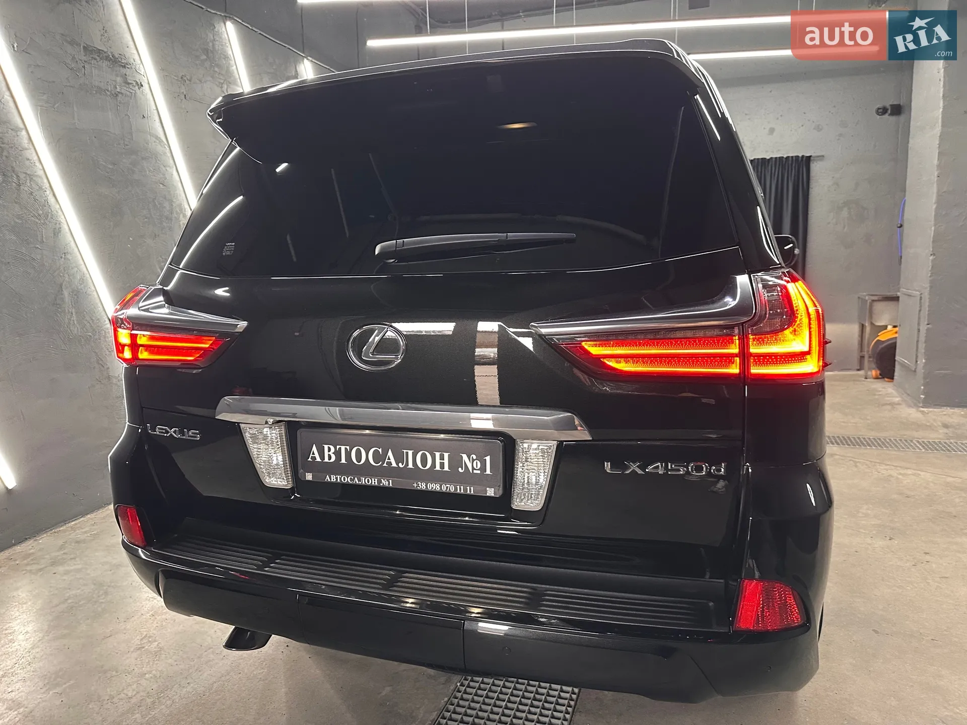 2016 Lexus LX - мініатюра 9