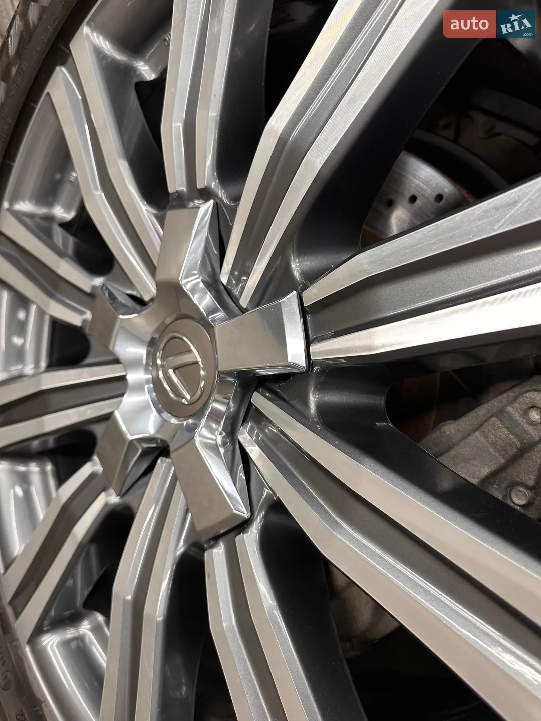 2016 Lexus LX - мініатюра 27