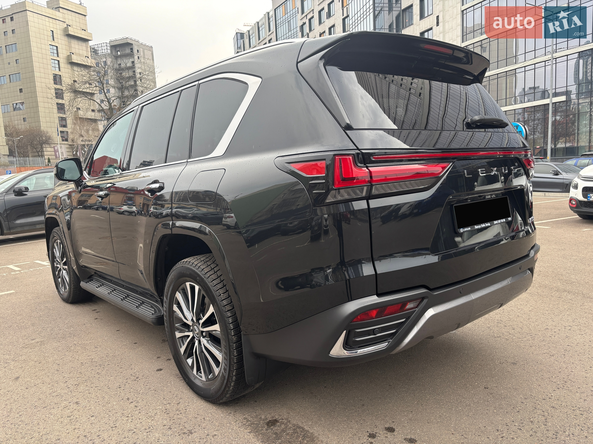 2025 Lexus LX - мініатюра 4