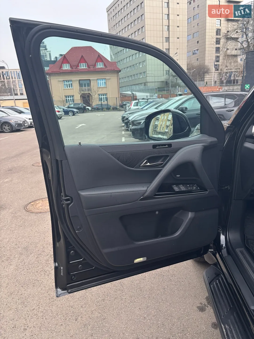2025 Lexus LX - мініатюра 20