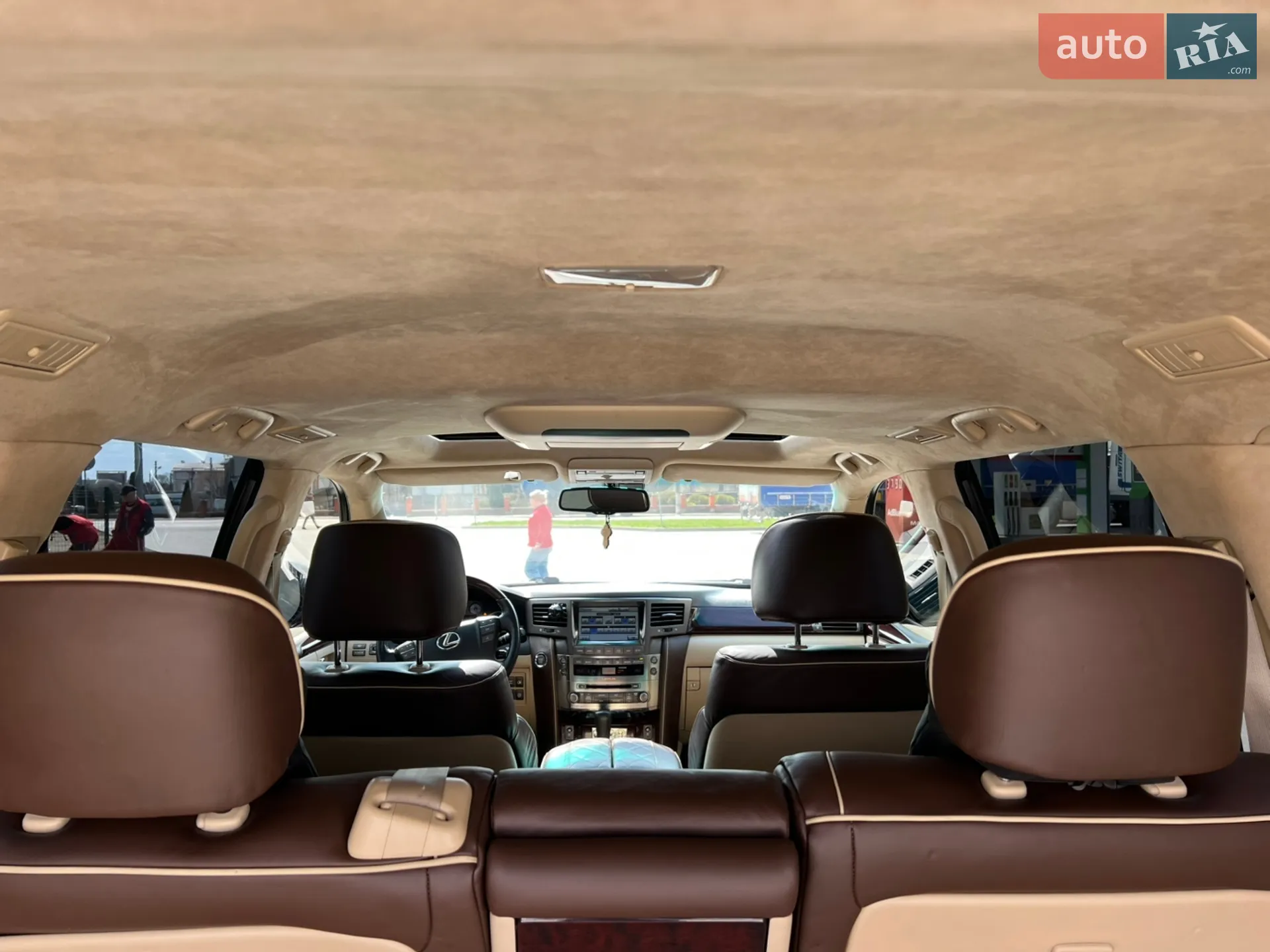 2010 Lexus LX - мініатюра 16