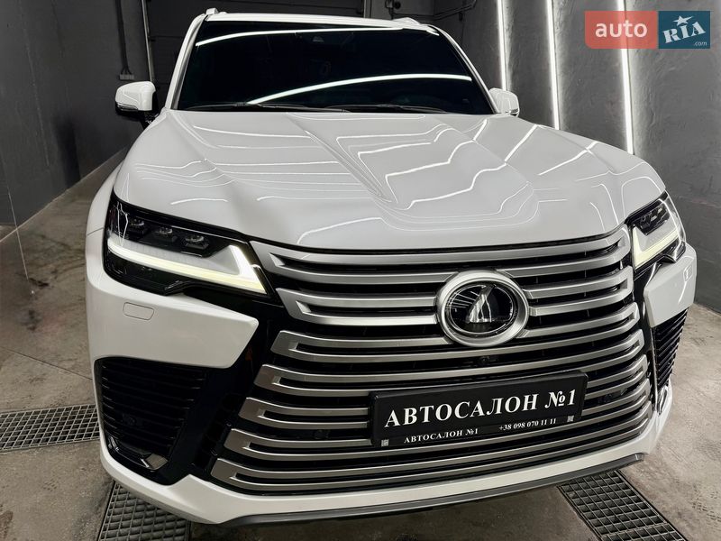 Внедорожник / Кроссовер Lexus LX 2022 в Киеве