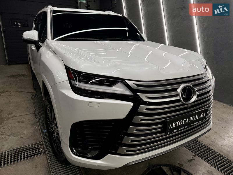 Внедорожник / Кроссовер Lexus LX 2022 в Киеве