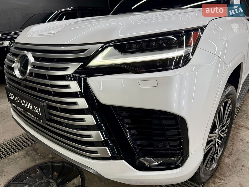 Внедорожник / Кроссовер Lexus LX 2022 в Киеве