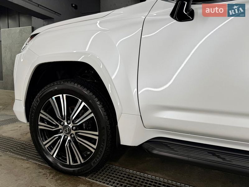 Внедорожник / Кроссовер Lexus LX 2022 в Киеве