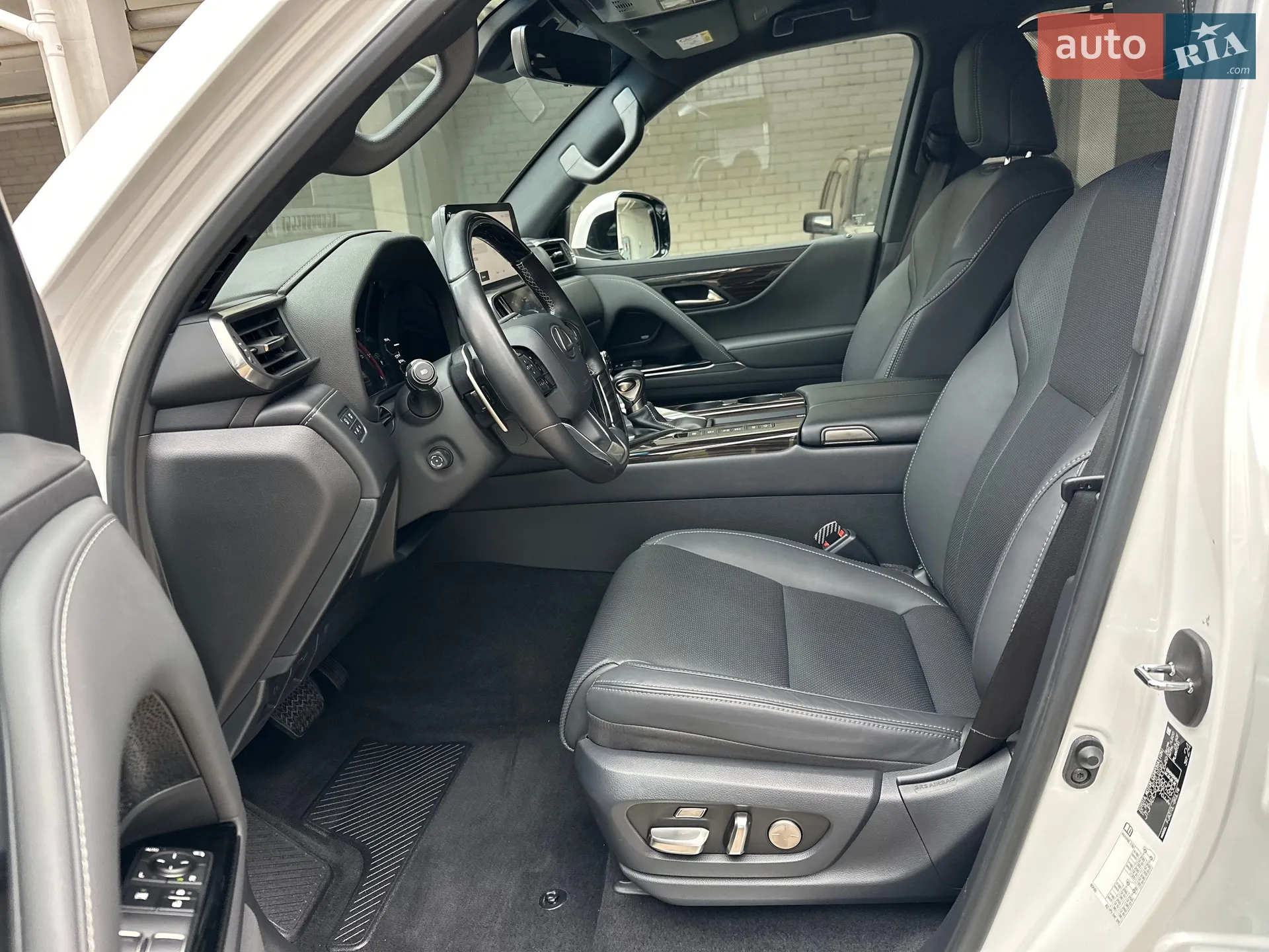 2022 Lexus LX - мініатюра 37