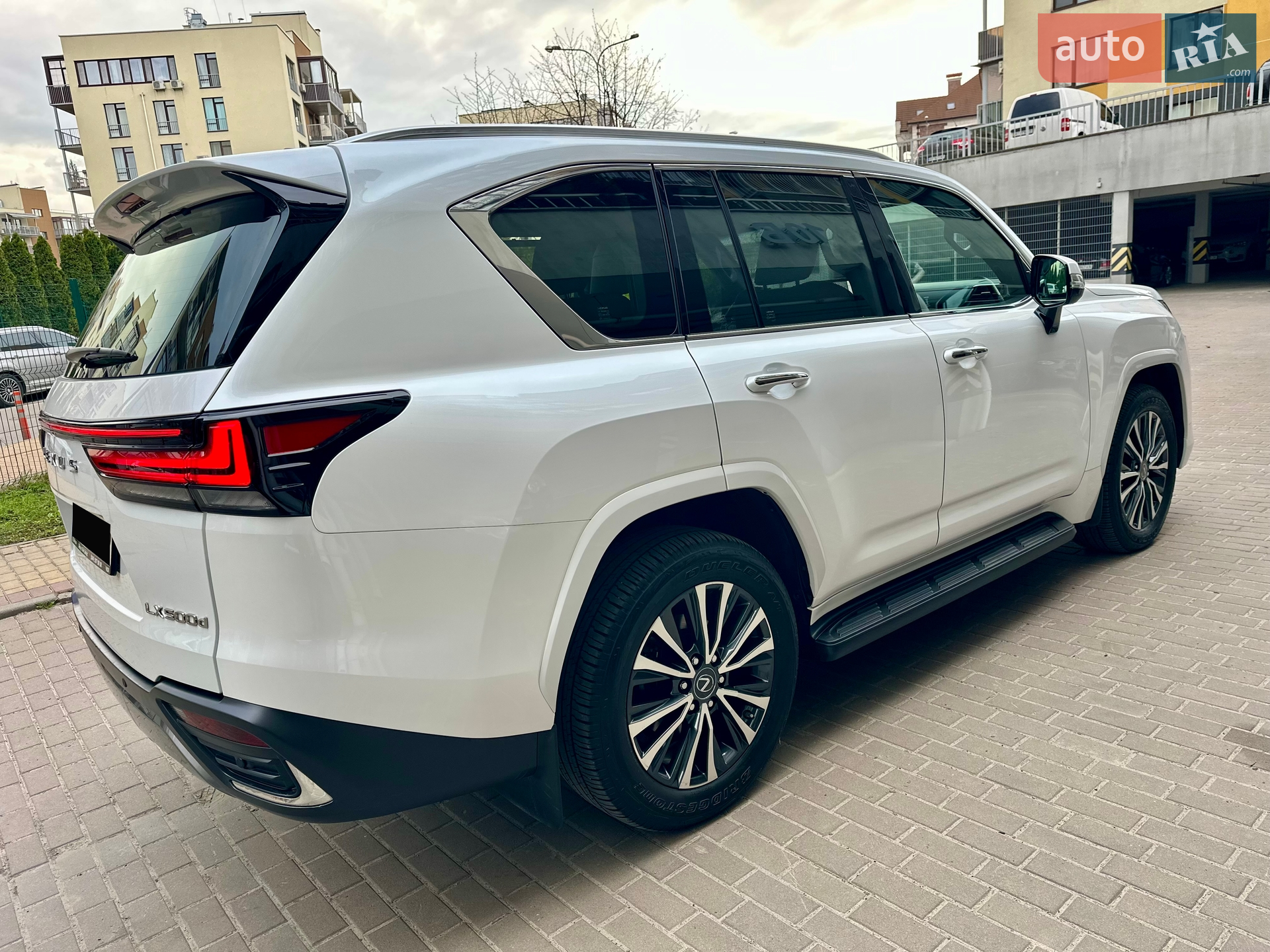 2022 Lexus LX - мініатюра 23