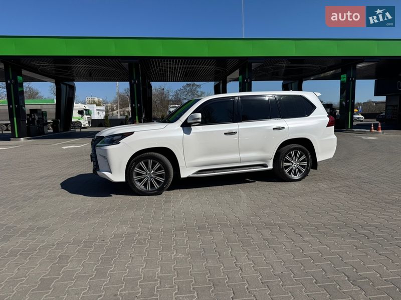 Позашляховик / Кросовер Lexus LX 2015 в Одесі