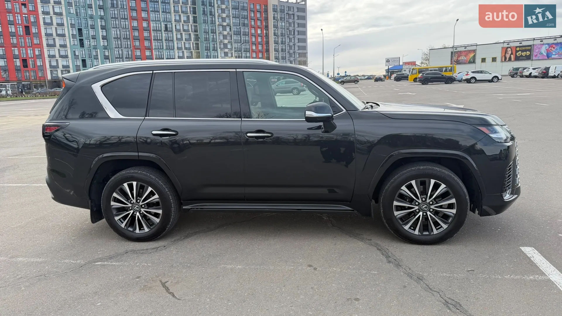 2022 Lexus LX - мініатюра 8