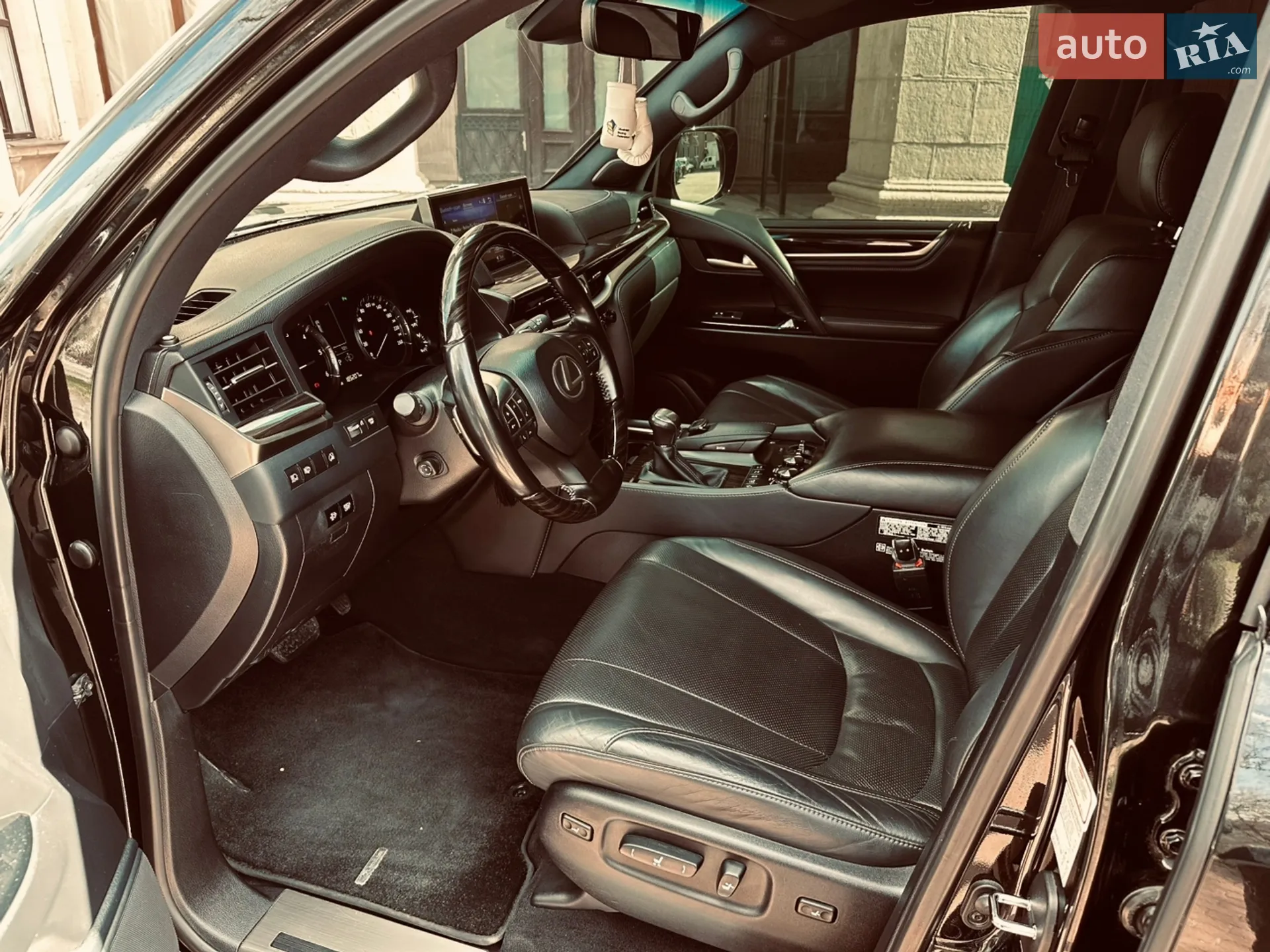 2020 Lexus LX - мініатюра 14