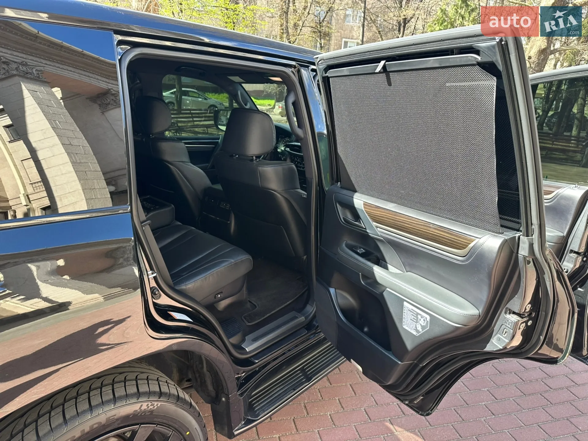 2020 Lexus LX - мініатюра 33