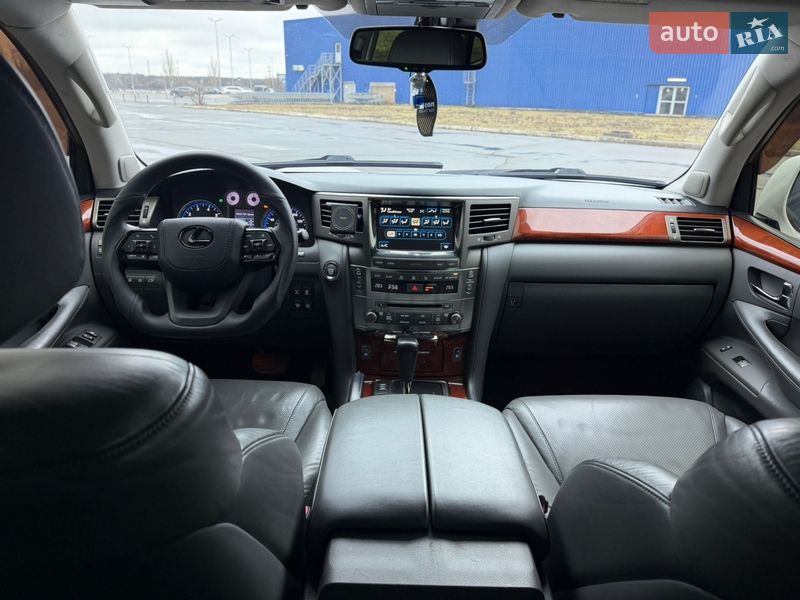 Внедорожник / Кроссовер Lexus LX 2008 в Кривом Роге фото 16 Внедорожник / Кроссовер Lexus LX 2008 в Кривом Роге