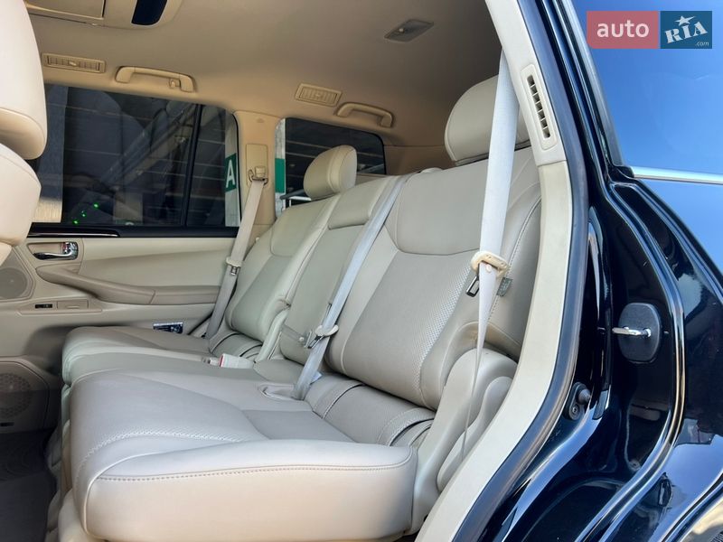 Внедорожник / Кроссовер Lexus LX 2011 в Киеве