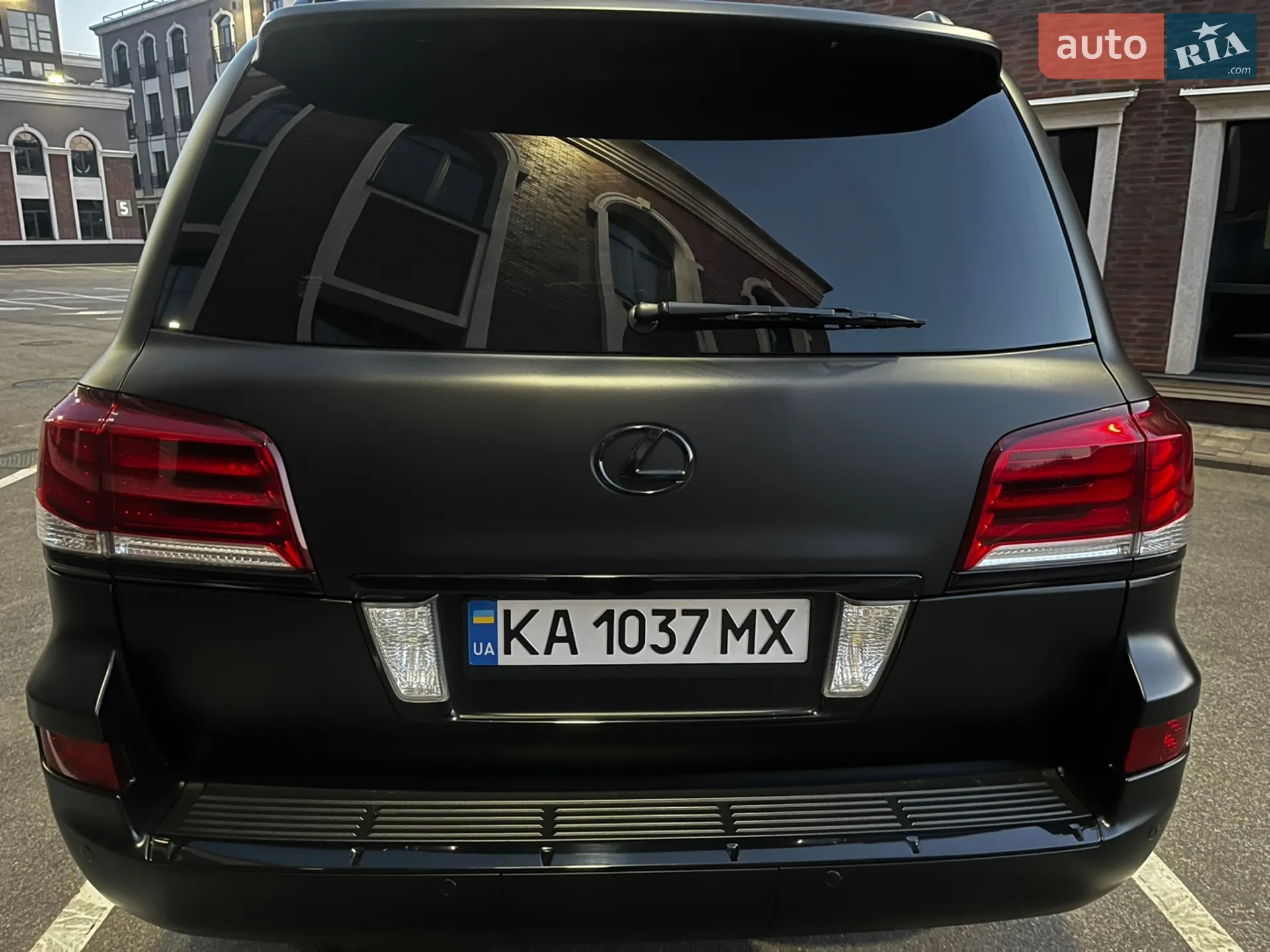 2010 Lexus LX - мініатюра 21