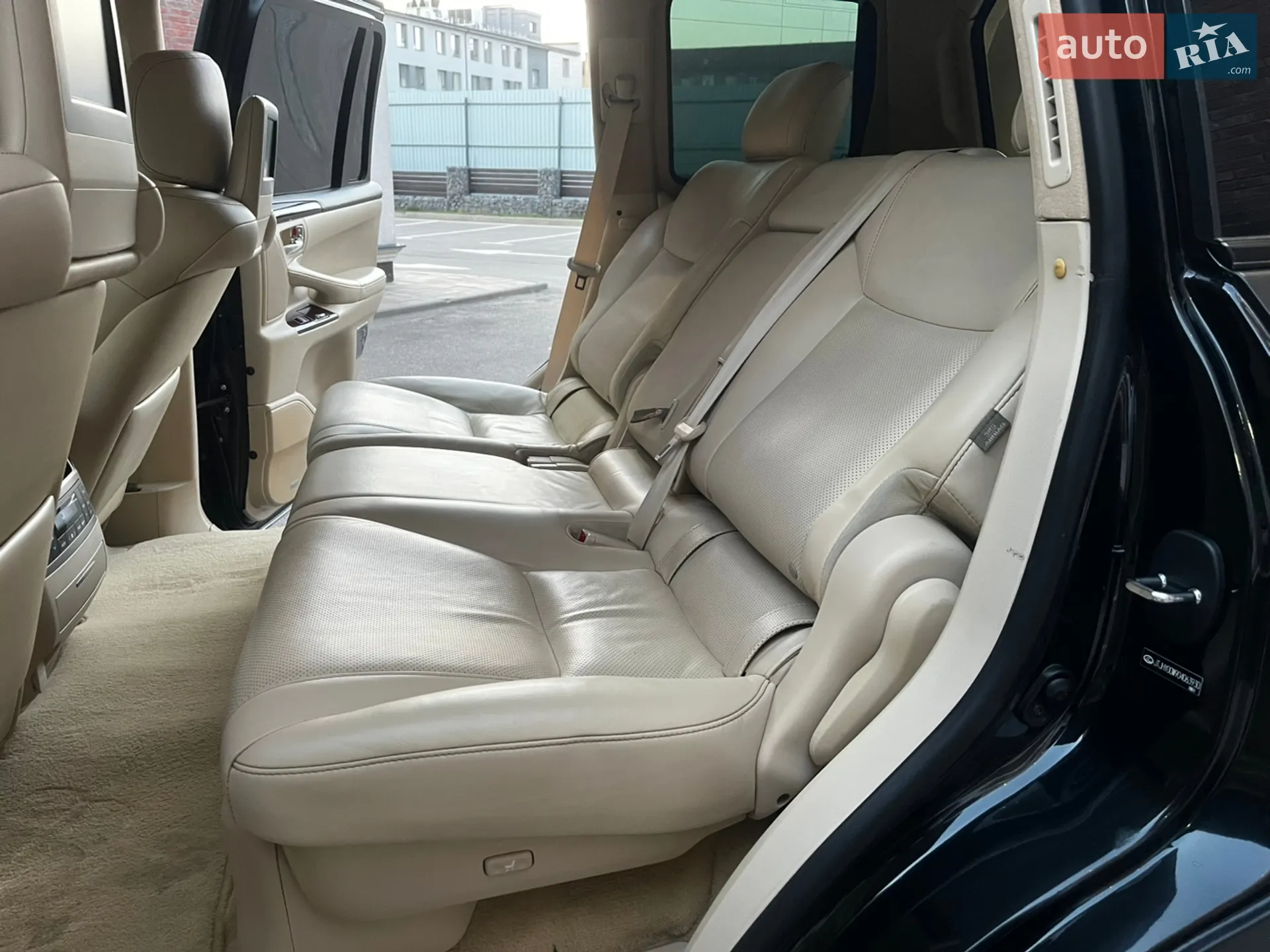 2010 Lexus LX - мініатюра 52