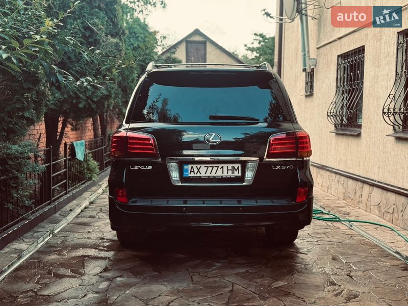 Внедорожник / Кроссовер Lexus LX 2011 в Харькове