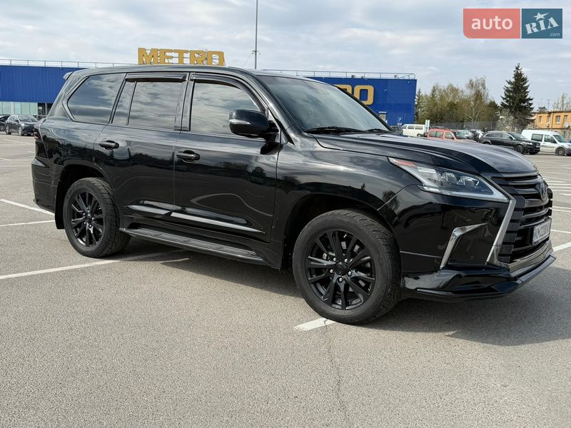 Lexus LX 2019