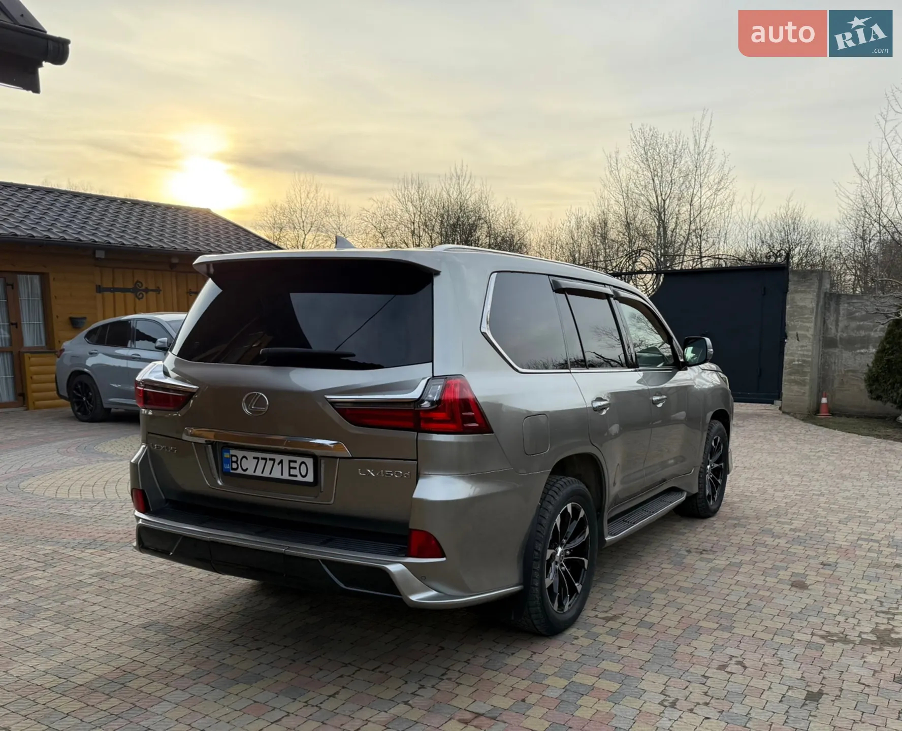 2019 Lexus LX - мініатюра 8