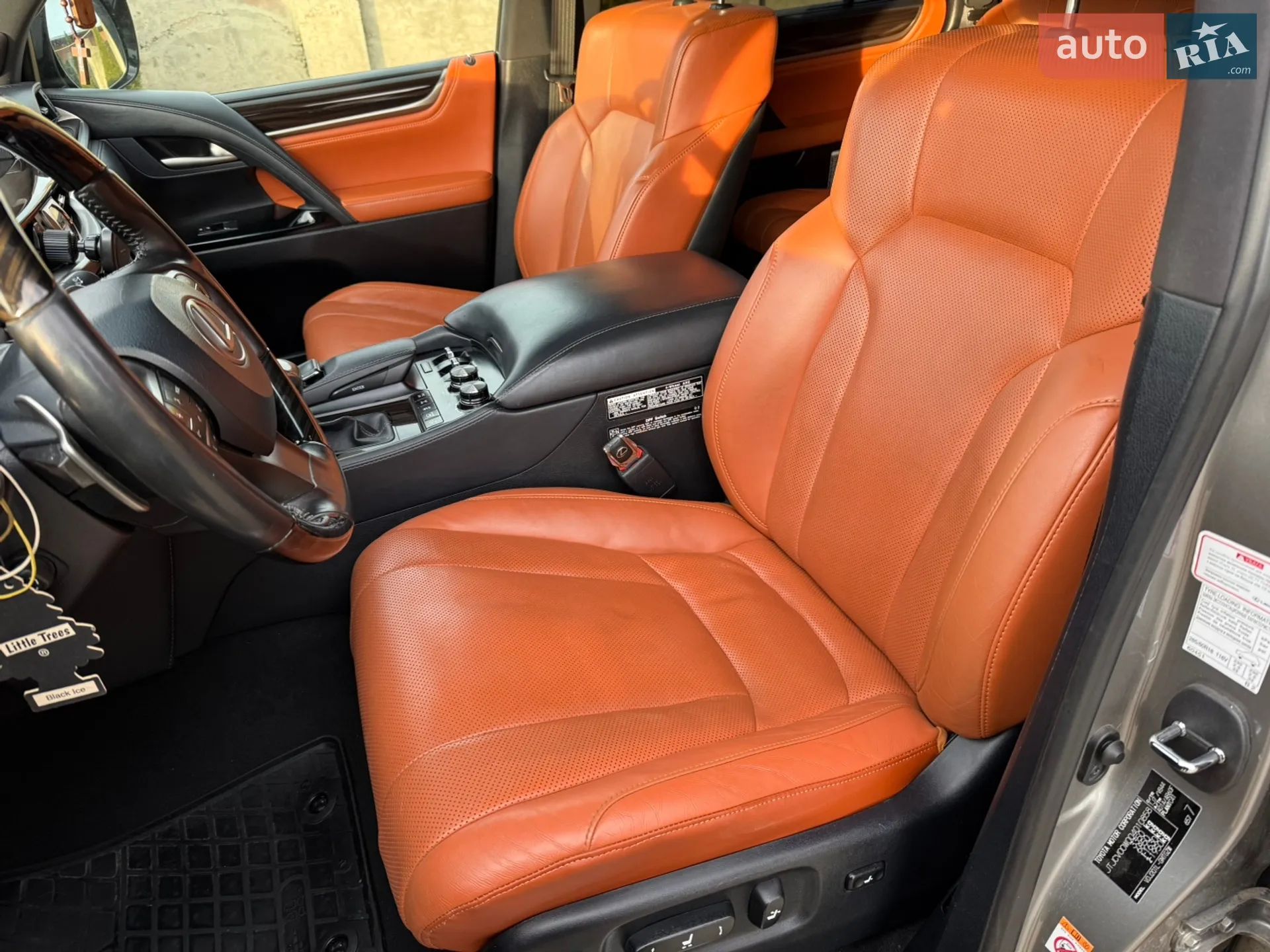 2019 Lexus LX - мініатюра 16