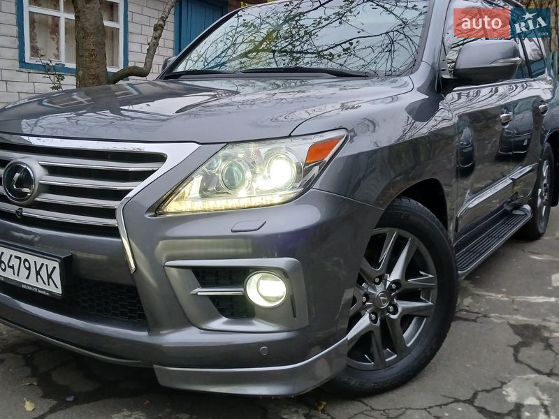 Внедорожник / Кроссовер Lexus LX 2013 в Харькове