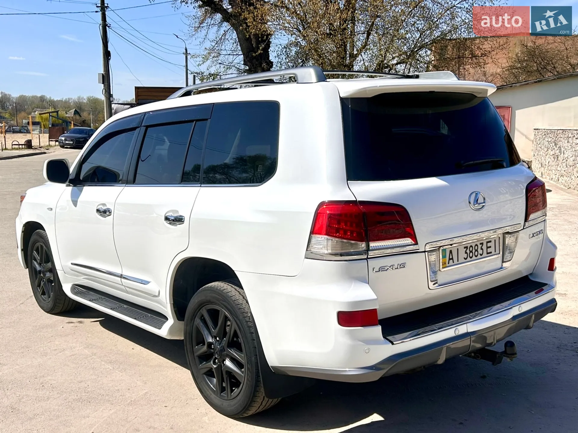 2011 Lexus LX - мініатюра 9