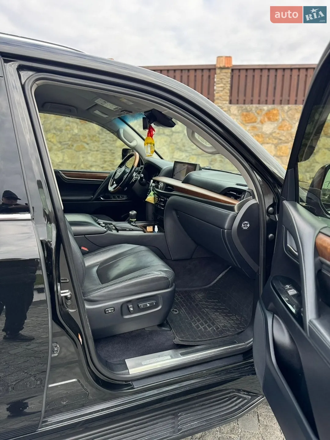 2016 Lexus LX - мініатюра 18