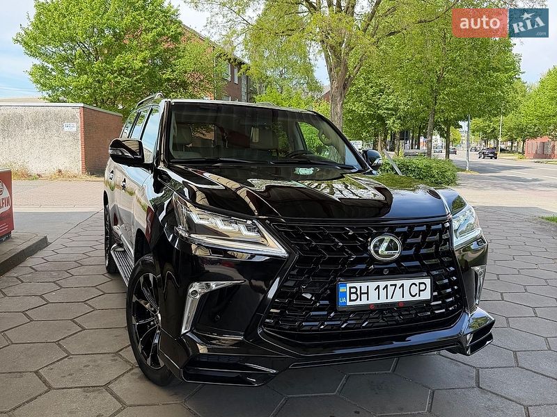 Lexus LX 2010