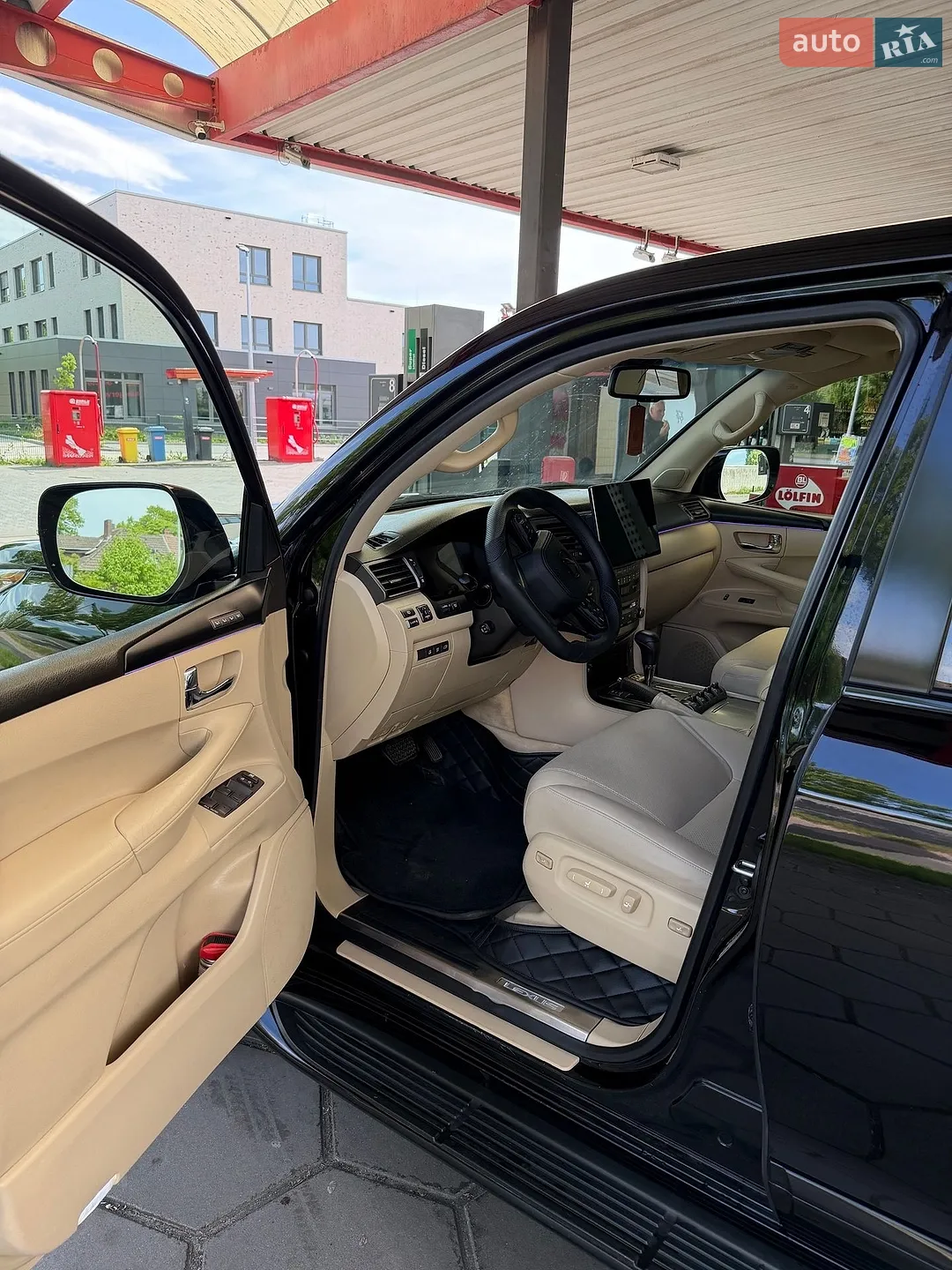 2010 Lexus LX - мініатюра 9
