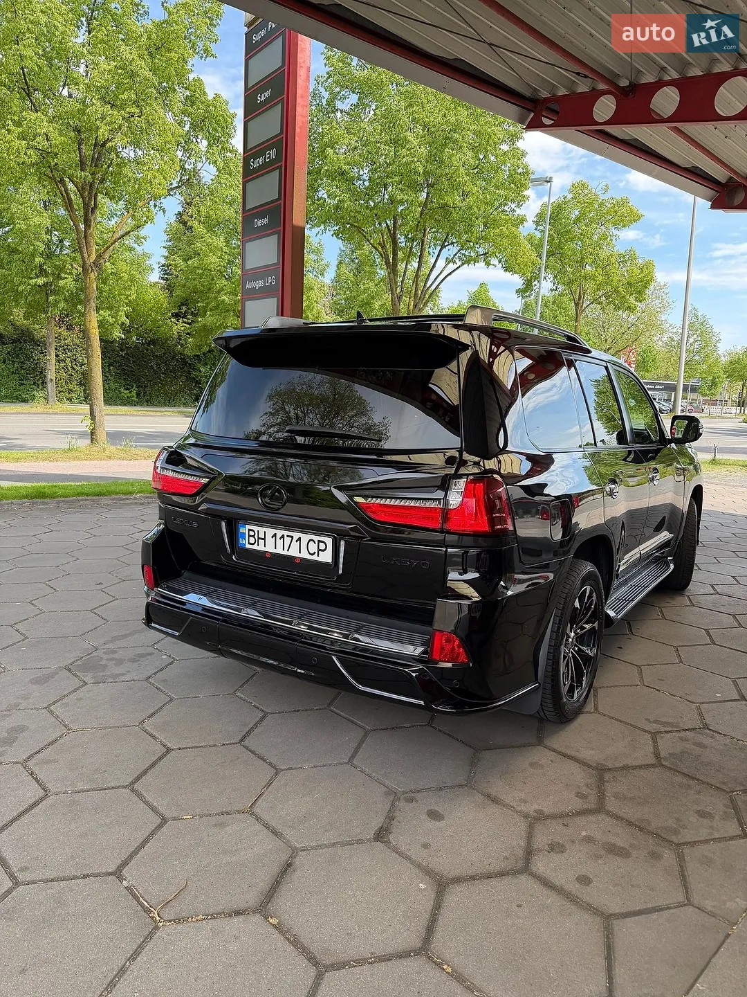 2010 Lexus LX - мініатюра 5