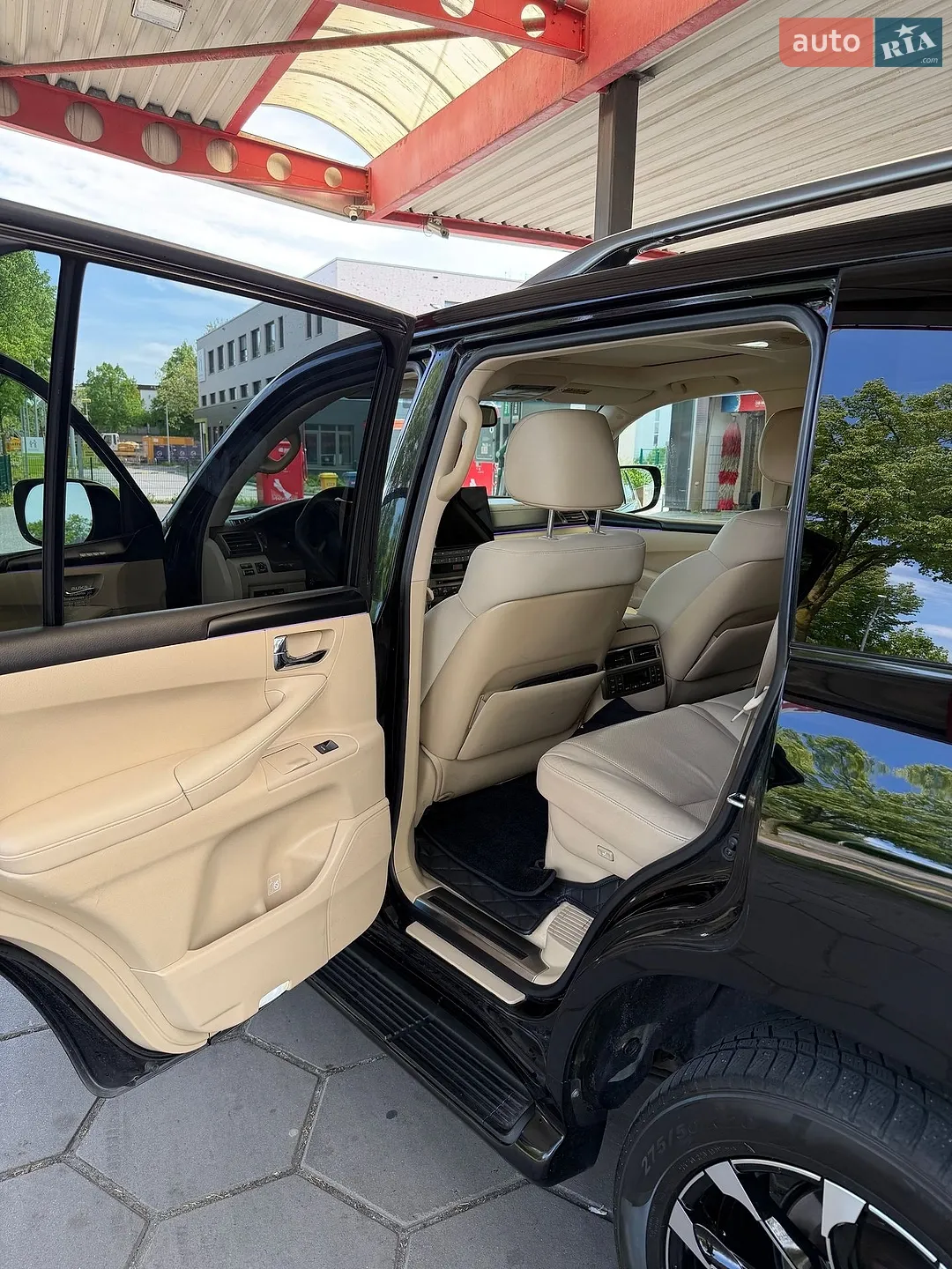 2010 Lexus LX - мініатюра 10