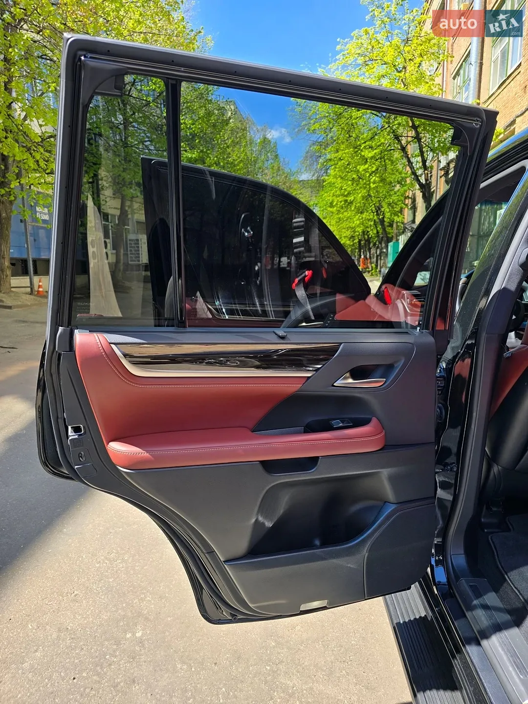 2020 Lexus LX - мініатюра 9
