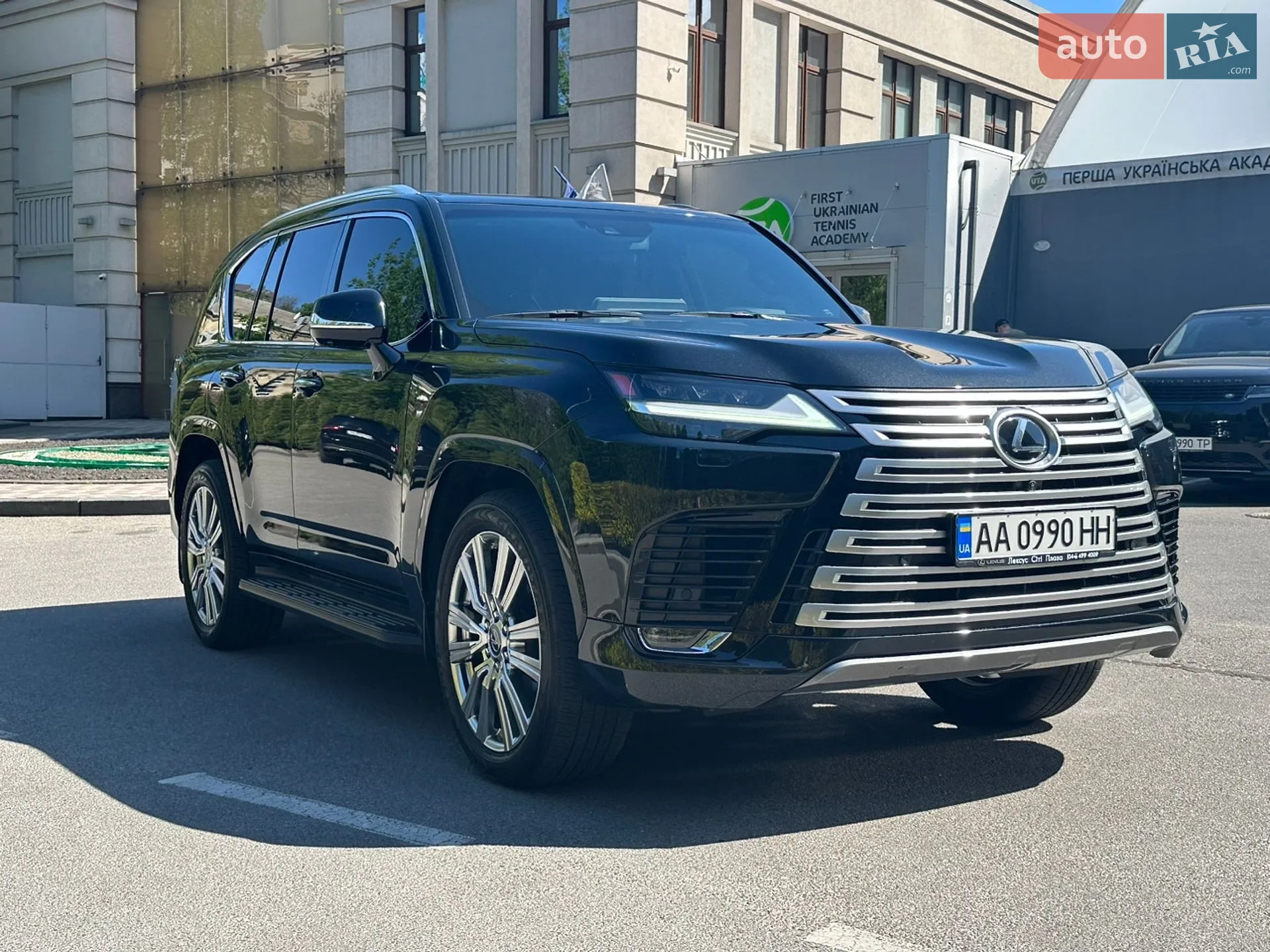 2023 Lexus LX - мініатюра 2