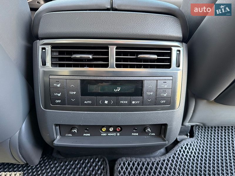 Внедорожник / Кроссовер Lexus LX 2008 в Стрые