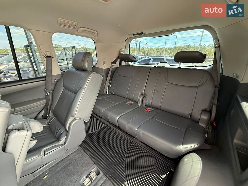 Внедорожник / Кроссовер Lexus LX 2008 в Стрые