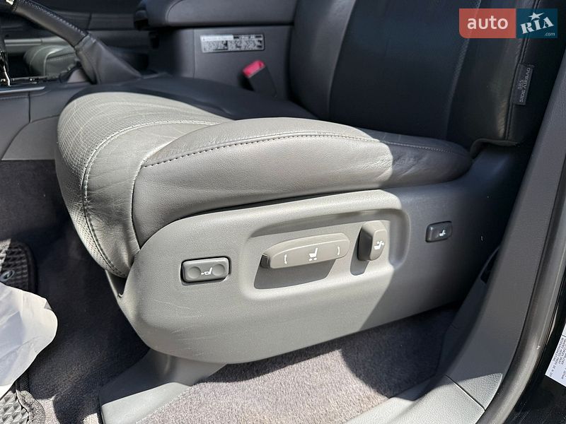 Внедорожник / Кроссовер Lexus LX 2008 в Стрые