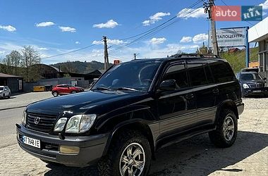 Внедорожник / Кроссовер Lexus LX 1999 в Яремче