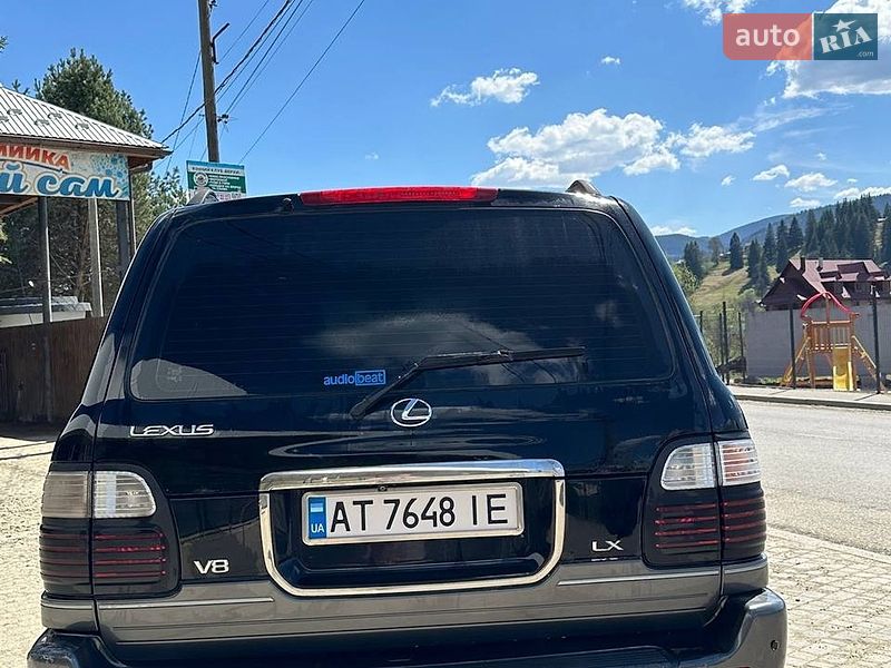 Внедорожник / Кроссовер Lexus LX 1999 в Яремче