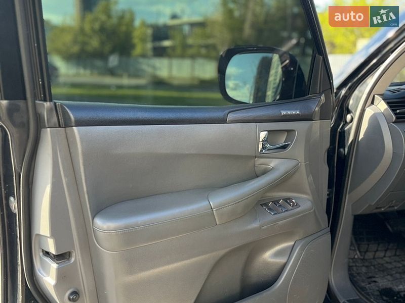 Внедорожник / Кроссовер Lexus LX 2009 в Днепре