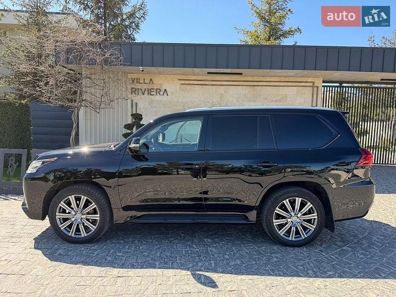 Внедорожник / Кроссовер Lexus LX 2017 в Львове