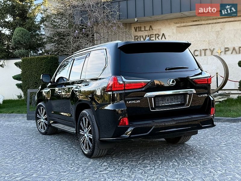 Внедорожник / Кроссовер Lexus LX 2017 в Львове