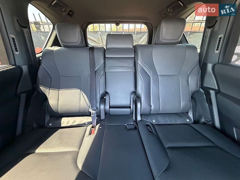 Внедорожник / Кроссовер Lexus LX 2022 в Киеве