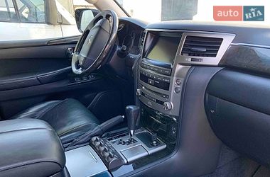 Внедорожник / Кроссовер Lexus LX 2012 в Киеве